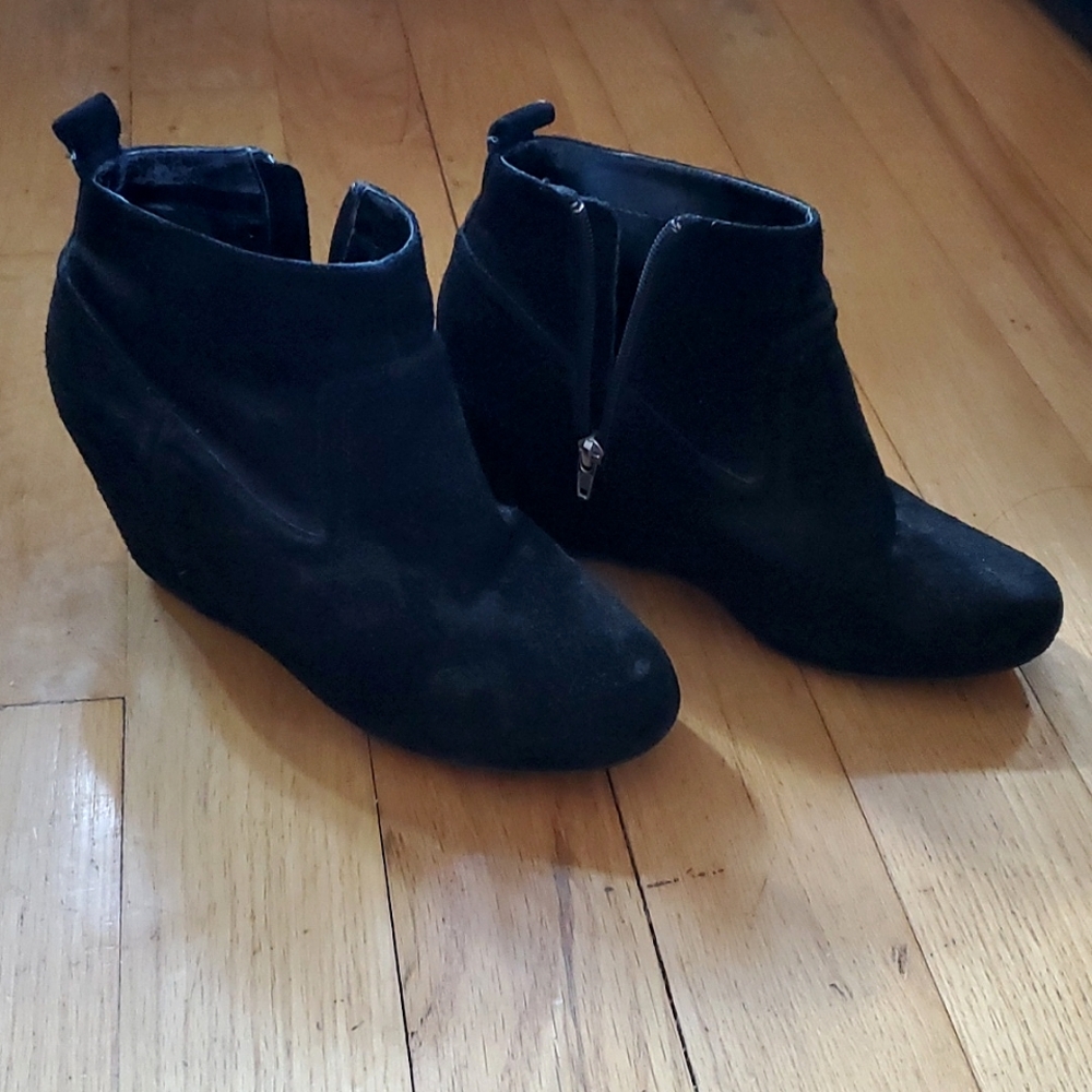Dolce Vita Black Suede Wedge Booties